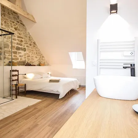 Stunning In Vaast La Hougue With Wifi בית נופש סן-וא-לה-הוג